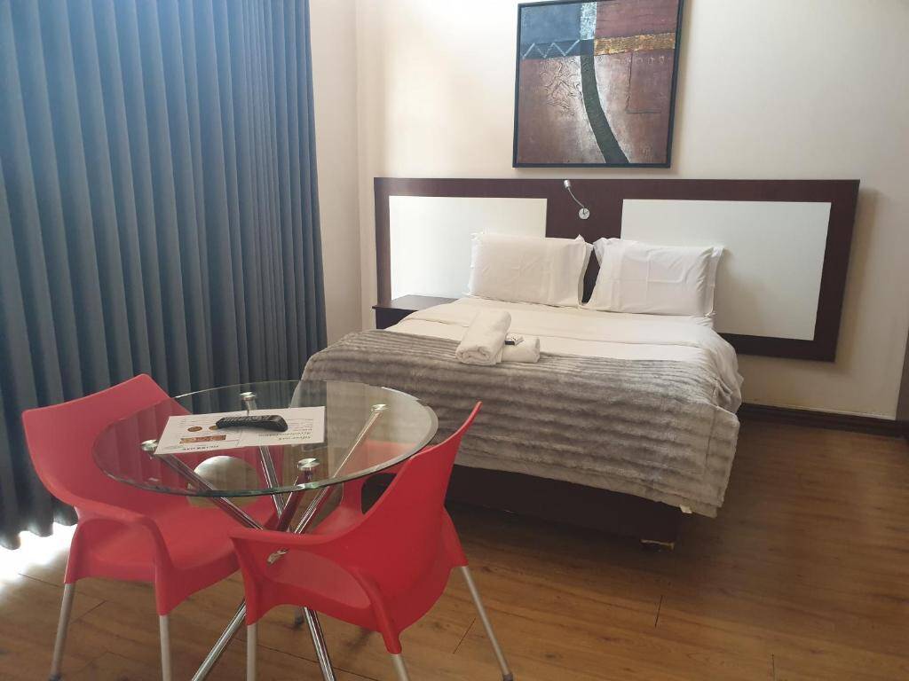 Bedroom interior at Silver Oak, Hyde Park